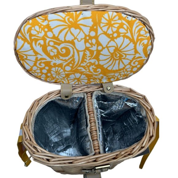 Insulated Double Wine Tote with Cork Screw Southern Living x Nellie Howa… - Picture 2 of 13